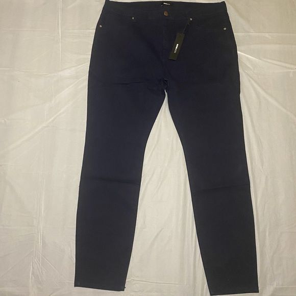 Fashion Nova Other - Fashion Nova Men Navy Chino Pants Size 40